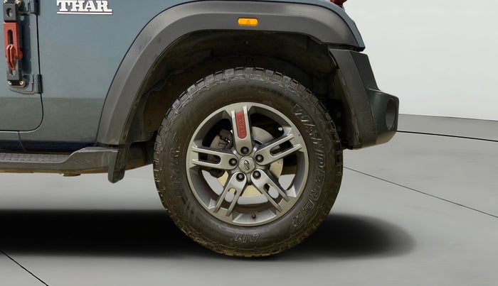 2022 Mahindra Thar LX D AT 4WD HT, Diesel, Automatic, 20,024 km, Right Front Wheel