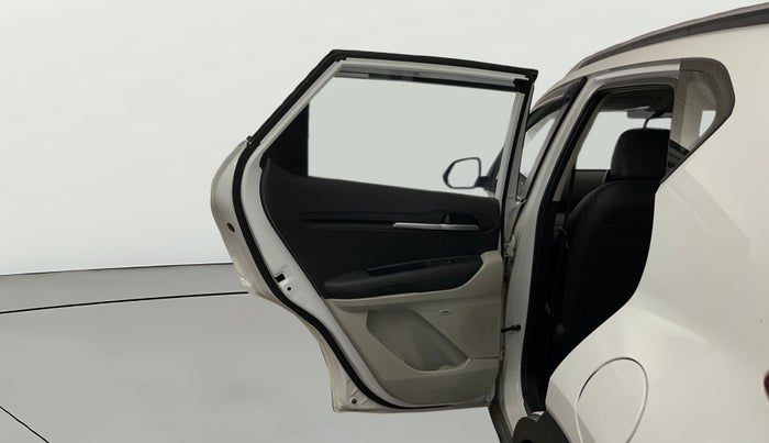 2021 KIA SONET HTX PLUS 1.0 IMT, Petrol, Manual, 56,969 km, LHS Rear Door