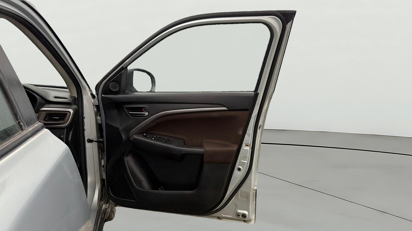 2023 Maruti BREZZA ZXI, Petrol, Manual, 47,431 km, RHS Front Door