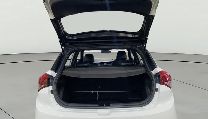 2017 Hyundai Elite i20 ASTA 1.2 DUAL TONE, Petrol, Manual, 79,123 km, Boot Open Zoomed View