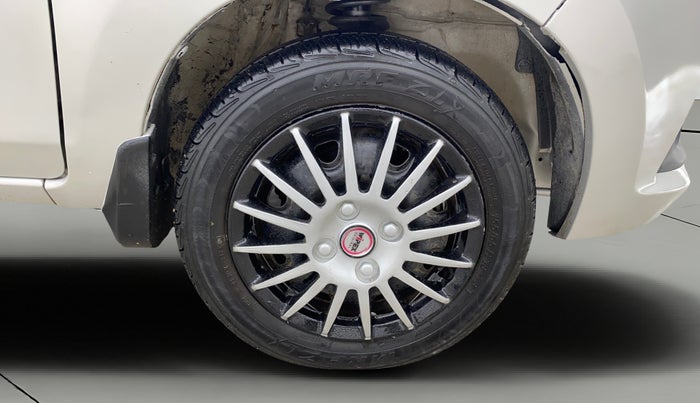 2015 Maruti Alto K10 VXI, Petrol, Manual, 36,735 km, Right Front Wheel