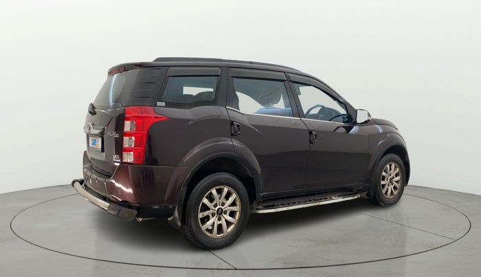 2018 Mahindra XUV500 W10 AT, Diesel, Automatic, 99,702 km, Right Back Diagonal