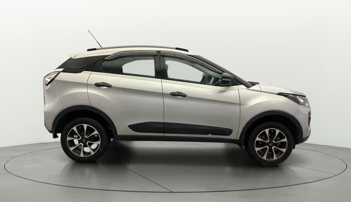 2021 Tata NEXON XMA SUNROOF PETROL, Petrol, Automatic, 36,385 km, Right Side View