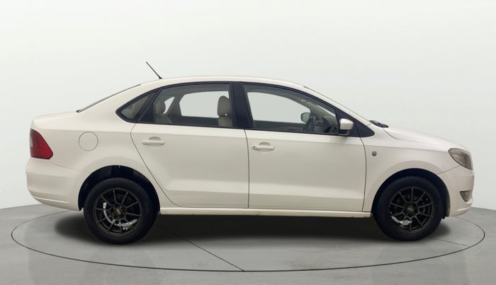 2013 Skoda Rapid AMBITION 1.6 TDI CR MT PLUS, Diesel, Manual, 81,509 km, Right Side View