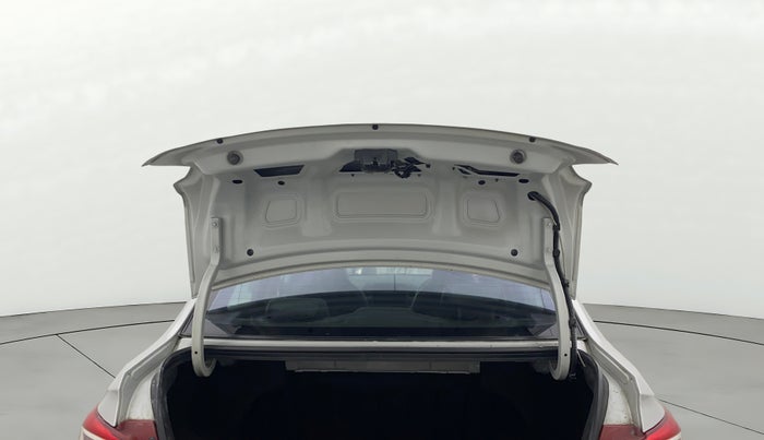 2016 Hyundai Xcent S 1.2 SPECIAL EDITION, Petrol, Manual, 72,959 km, Boot Door Open