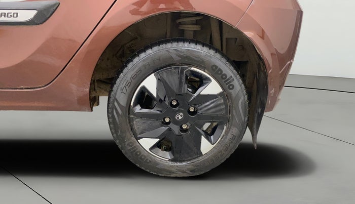 2025 Tata Tiago XZA iCNG, CNG, Automatic, 21,051 km, Left Rear Wheel