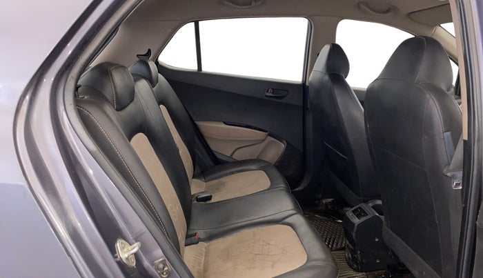 2015 Hyundai Grand i10 MAGNA 1.2 KAPPA VTVT, Petrol, Manual, 50,296 km, Right Side Rear Door Cabin