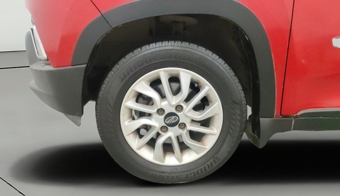 2016 Mahindra Kuv100 K8 D 6 STR, Diesel, Manual, 26,028 km, Left Front Wheel