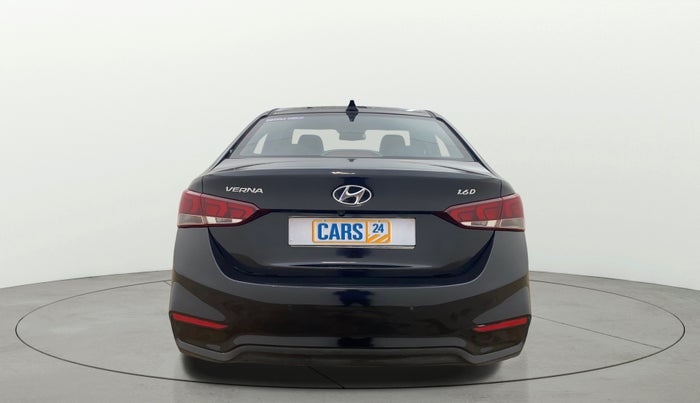 2019 Hyundai Verna 1.6 SX (O) CRDI MT, Diesel, Manual, 68,732 km, Back/Rear