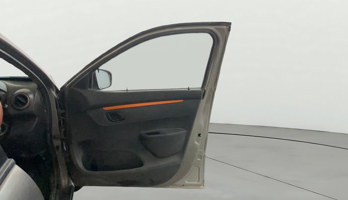 2017 Renault Kwid RXT 0.8, Petrol, Manual, 41,654 km, RHS Front Door