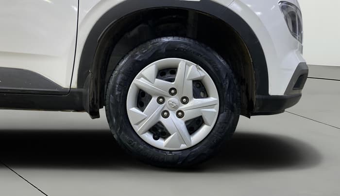 2021 Hyundai VENUE S 1.2, Petrol, Manual, 24,556 km, Right Front Wheel