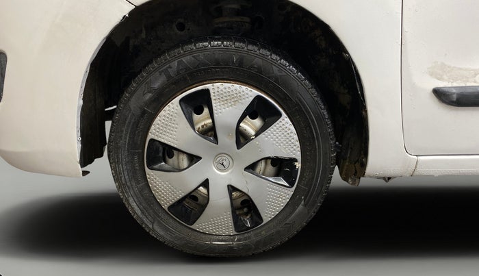 2014 Maruti Wagon R 1.0 LXI, Petrol, Manual, 77,546 km, Left Front Wheel