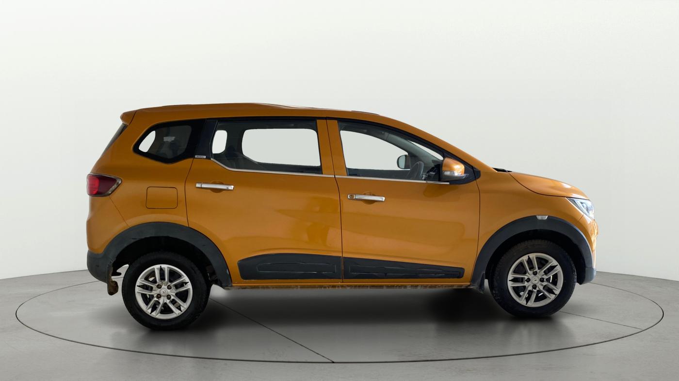 2019 Renault TRIBER RXL MT, Petrol, Manual, 75,425 km, Right Side View