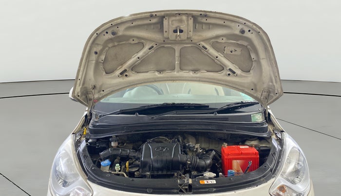 2016 Hyundai i10 SPORTZ 1.1, CNG, Manual, 64,201 km, Open Bonet