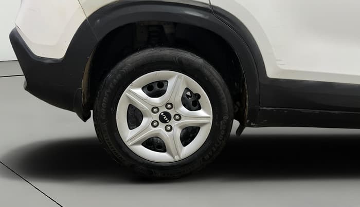 2024 KIA SELTOS  HTK 1.5 PETROL MT, Petrol, Manual, 26,613 km, Right Rear Wheel