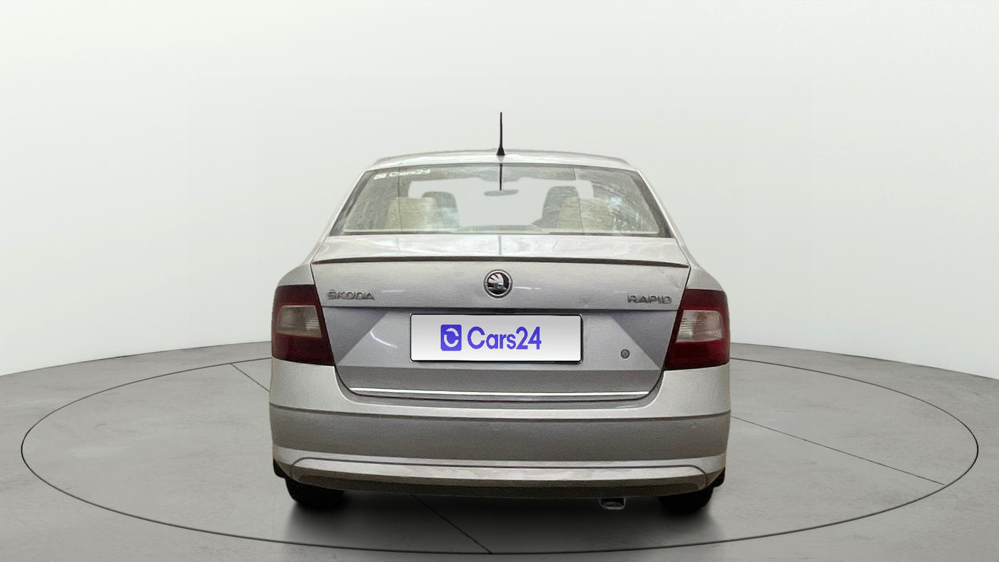2018 Skoda Rapid STYLE 1.6 MPI AT, Petrol, Automatic, 64,510 km, Back/Rear