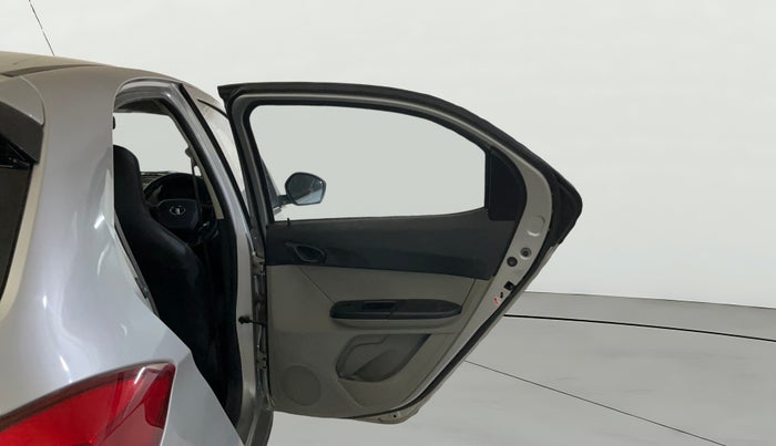 2018 Tata Tiago XM PETROL, Petrol, Manual, 44,405 km, RHS Rear Door