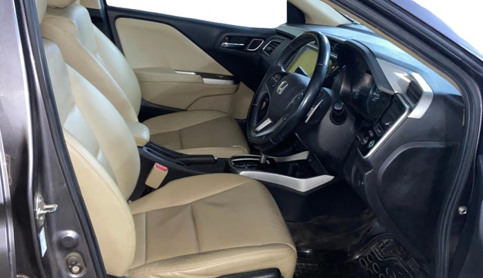 2018 Honda City 1.5L I-VTEC ZX CVT, Petrol, Automatic, 1,06,868 km, Right Side Front Door Cabin