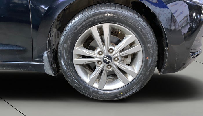 2019 Hyundai New Elantra 2.0 SX(O) AT PETROL, Petrol, Automatic, 54,199 km, Right Front Wheel