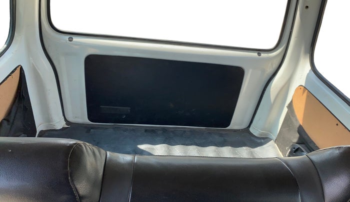 2019 Maruti Eeco 5 STR WITH A/C+HTR, CNG, Manual, 98,076 km, Third Seat Row ( optional )