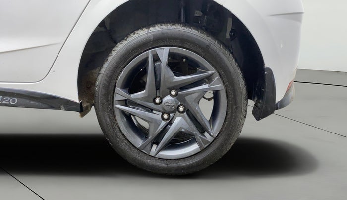 2022 Hyundai NEW I20 SPORTZ 1.2 MT, Petrol, Manual, 57,247 km, Left Rear Wheel