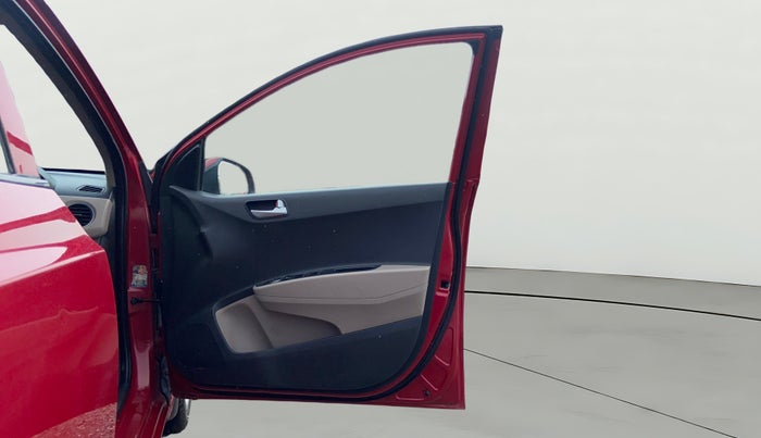 2017 Hyundai Grand i10 SPORTZ (O) 1.2 KAPPA VTVT, Petrol, Manual, 76,949 km, RHS Front Door