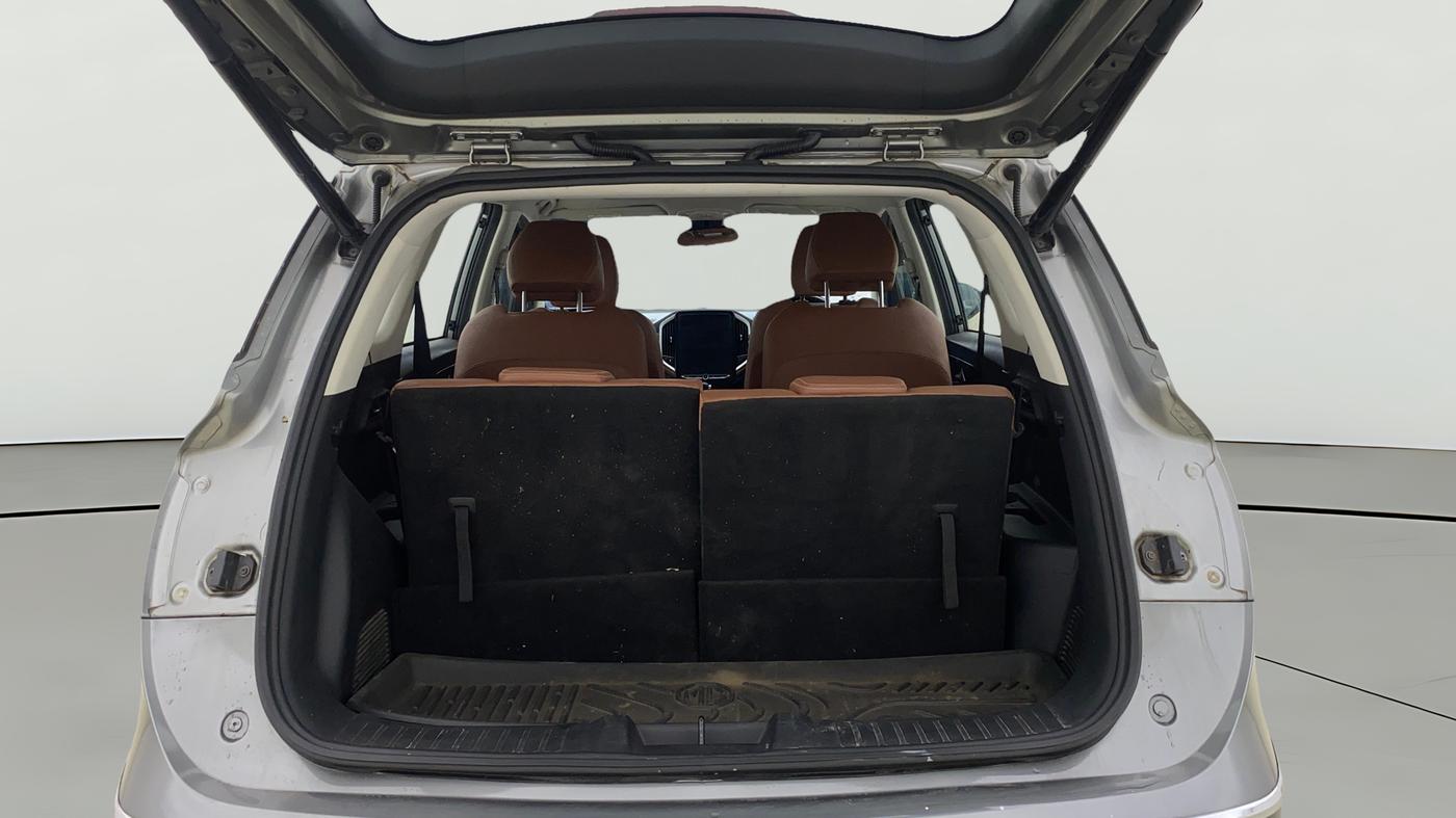 2020 MG HECTOR PLUS SHARP 1.5 PETROL TURBO DCT 6-STR, Petrol, Automatic, 82,467 km, Boot Open Zoomed View