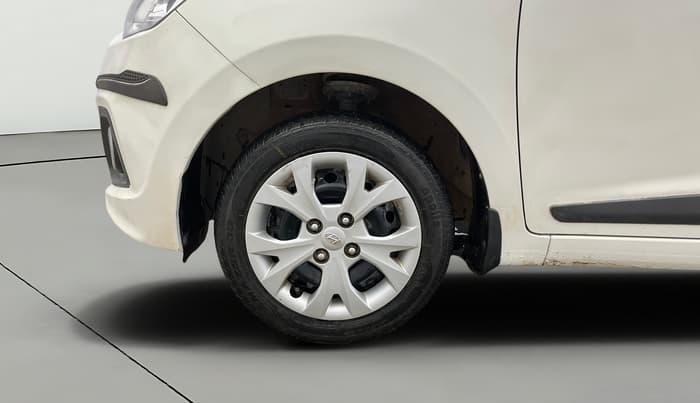 2015 Hyundai Grand i10 SPORTZ 1.2 KAPPA VTVT, Petrol, Manual, 17,282 km, Left Front Wheel