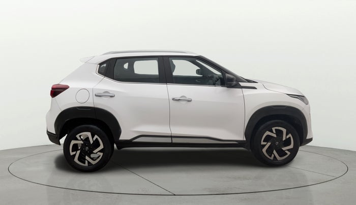 2023 Nissan MAGNITE XV PREMIUM TURBO CVT, Petrol, Automatic, 16,371 km, Right Side View
