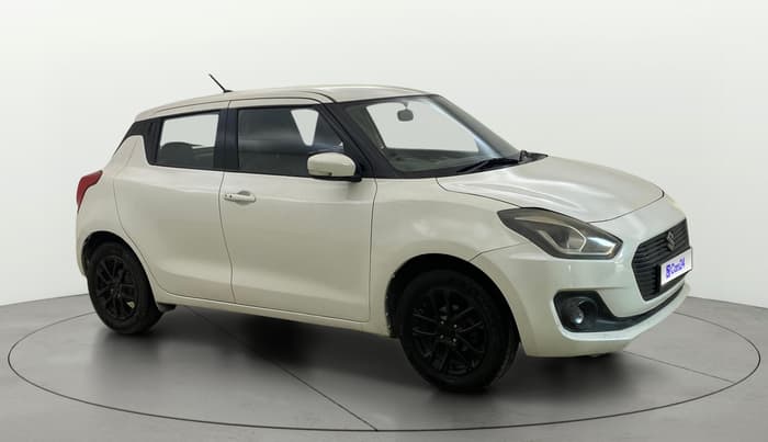 2018 Maruti Swift ZXI AMT, CNG, Automatic, 1,17,441 km, Right Front Diagonal