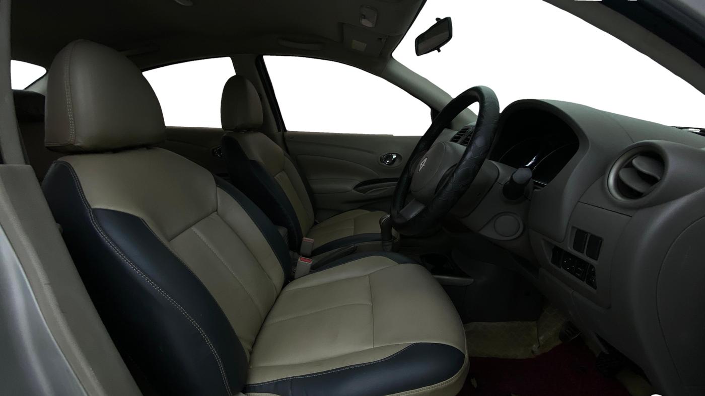2012 Renault Scala RXZ DIESEL, Diesel, Manual, 1,37,209 km, Right Side Front Door Cabin