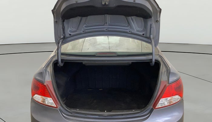 2014 Hyundai Verna FLUIDIC 1.6 VTVT SX, Petrol, Manual, 52,010 km, Boot Open Zoomed View