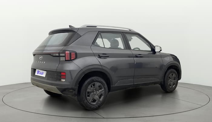 2025 Hyundai VENUE S(O) 1.2, Petrol, Manual, 13,584 km, Right Back Diagonal