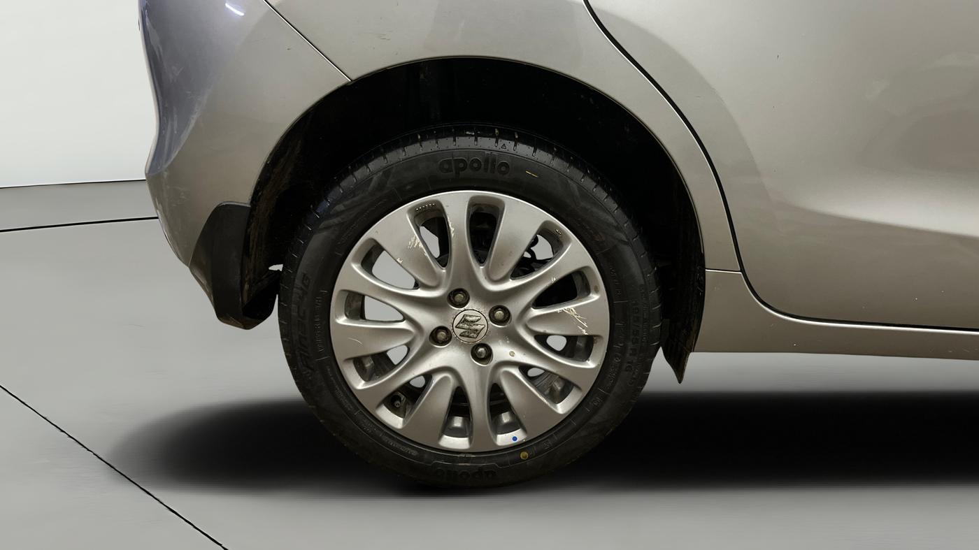 2019 Maruti Baleno ZETA PETROL 1.2, Petrol, Manual, 23,348 km, Right Rear Wheel