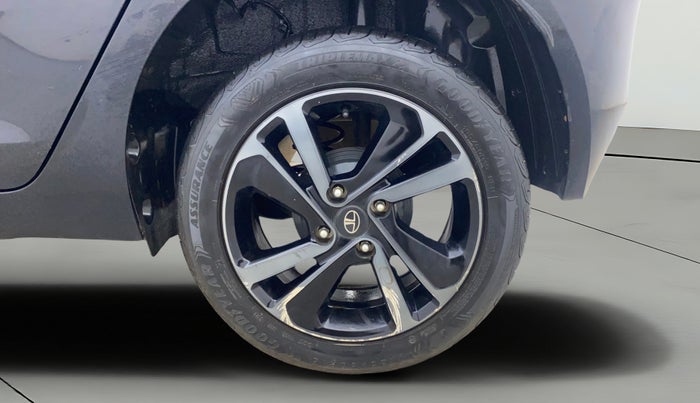 2023 Tata ALTROZ XZA PLUS DARK EDTION, Petrol, Automatic, 22,533 km, Left Rear Wheel
