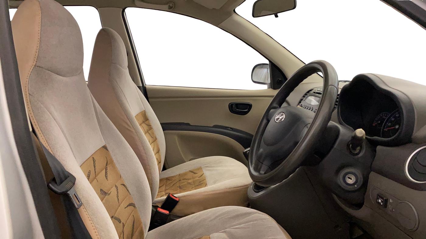 2014 Hyundai i10 MAGNA 1.1, CNG, Manual, 66,696 km, Right Side Front Door Cabin