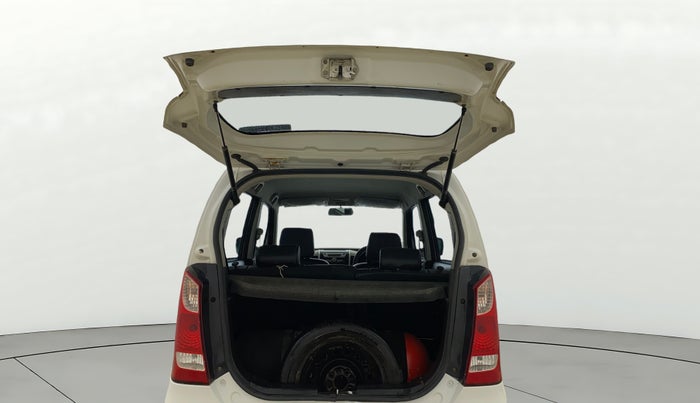 2014 Maruti Wagon R 1.0 VXI, CNG, Manual, 69,071 km, Boot Door Open