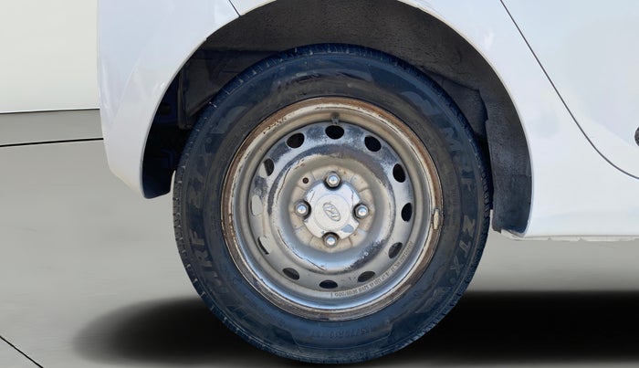 2017 Hyundai Eon ERA + SE, Petrol, Manual, 42,659 km, Right Rear Wheel