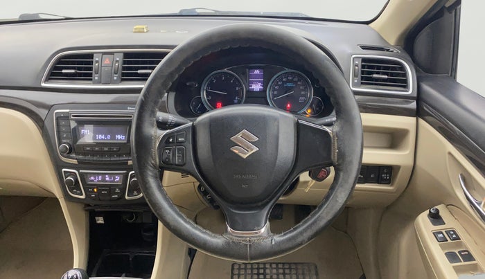 2017 Maruti Ciaz DELTA DIESEL 1.3, Diesel, Manual, 65,617 km, Steering Wheel Close Up