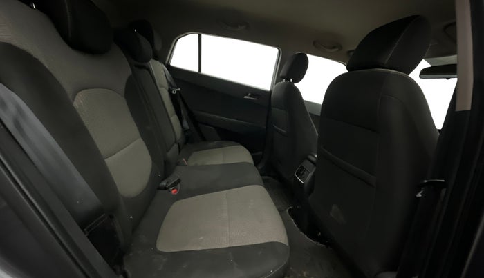 2017 Hyundai Creta SX PLUS AT 1.6 PETROL, Petrol, Automatic, 28,281 km, Right Side Rear Door Cabin