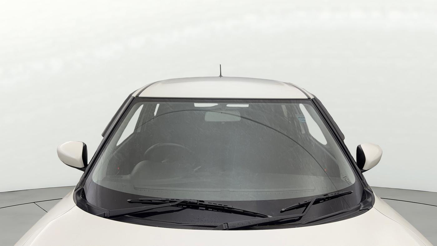 2023 Maruti Swift VXI, Petrol, Manual, 59,011 km, Front Windshield