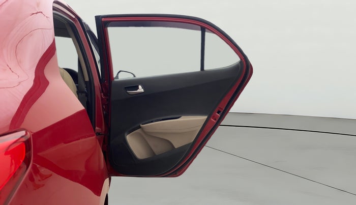 2015 Hyundai Xcent SX 1.2 (O), Petrol, Manual, 1,12,695 km, RHS Rear Door