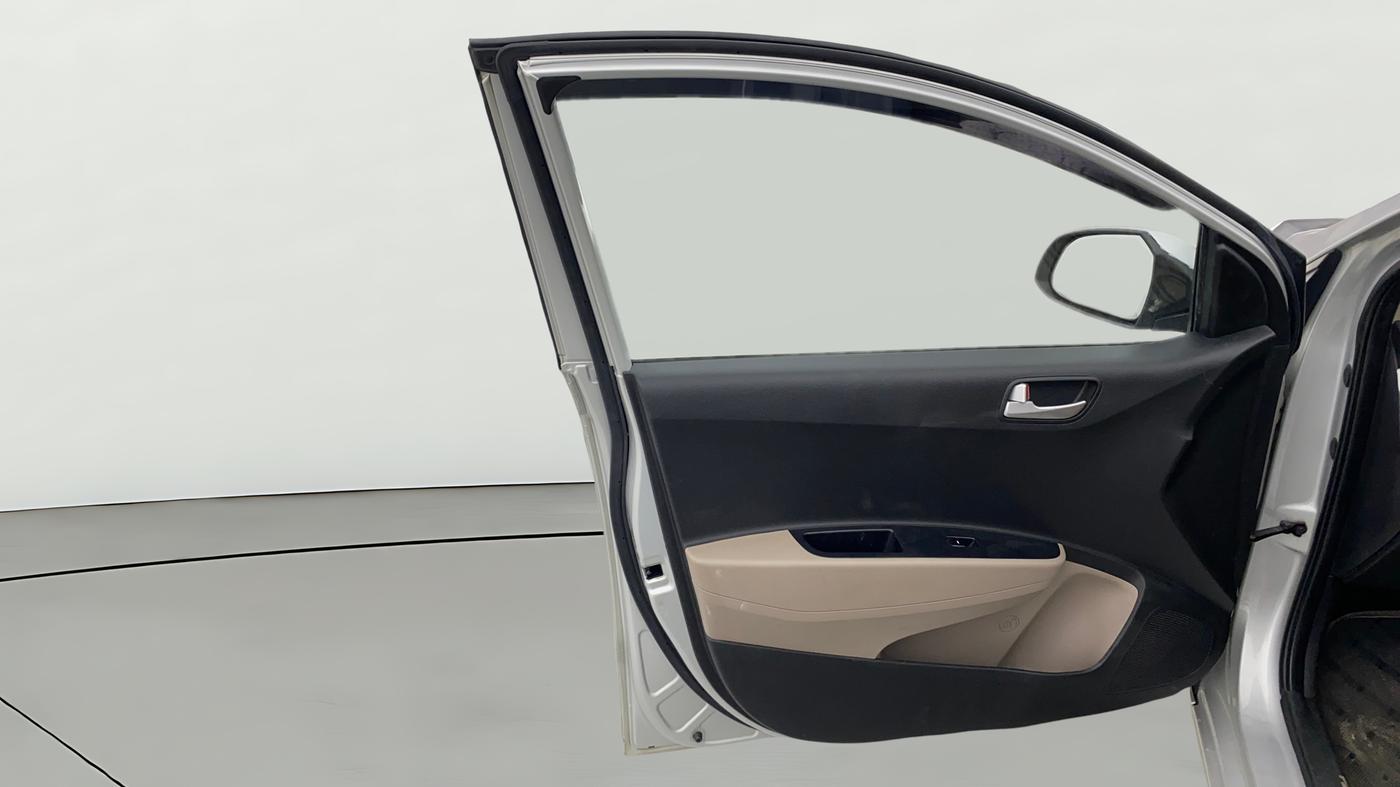 2016 Hyundai Xcent S AT 1.2, Petrol, Automatic, 65,303 km, LHS Front Door