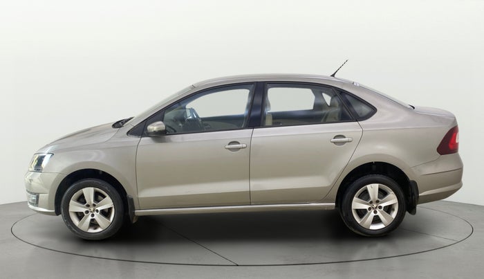 2016 Skoda Rapid STYLE 1.6 MPI AT, Petrol, Automatic, 61,090 km, Left Side