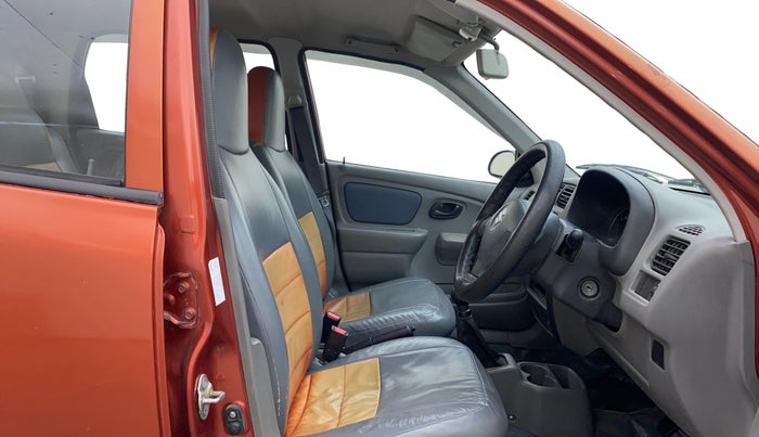 2013 Maruti Alto K10 VXI, Petrol, Manual, 37,912 km, Right Side Front Door Cabin