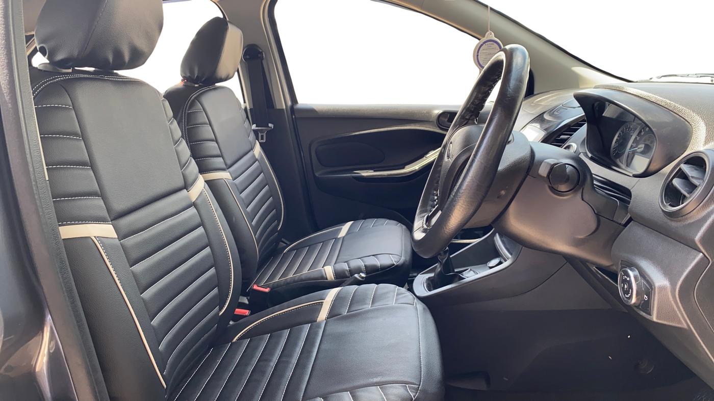 2021 Ford New Figo TITANIUM 1.2 PETROL MT, Petrol, Manual, 83,148 km, Right Side Front Door Cabin