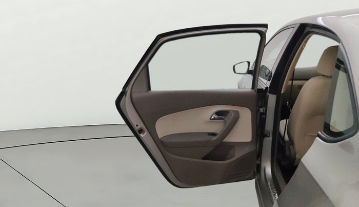 2016 Skoda Rapid 1.5 TDI CR STYLE PLUS AT, Diesel, Automatic, 1,11,375 km, LHS Rear Door