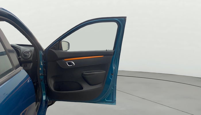 2021 Renault Kwid CLIMBER 1.0 AMT, Petrol, Automatic, 51,026 km, RHS Front Door