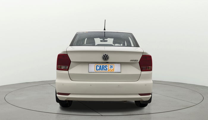 2016 Volkswagen Ameo HIGHLINE1.2L, Petrol, Manual, 32,487 km, Back/Rear
