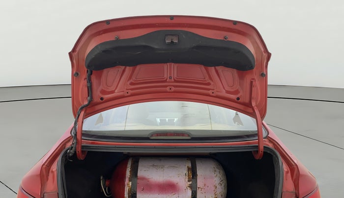 2017 Hyundai Verna FLUIDIC 4S 1.4 VTVT, CNG, Manual, 1,05,023 km, Boot Door Open